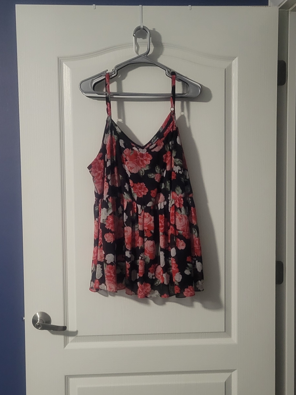 torrid Black Floral Cami with Red and Cream Roses